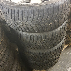 Audi veljed + talverehvid 225/55R17 (2 foto / 9)