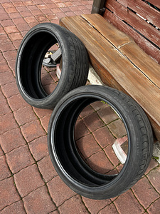 Летние шины Dunlop 245/35/19