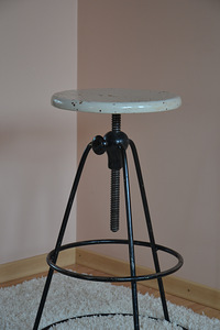 Vintage industrial taburet 50-ndatest. (2 foto / 3)