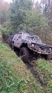 Jeep xj (2 фото из 6)