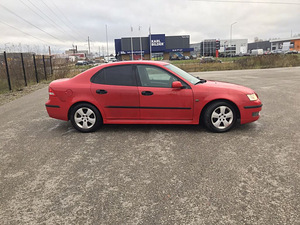 Saab 9-3 (3 фото из 8)
