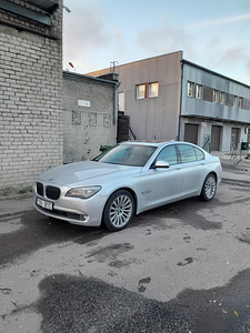 БМВ 730d 180 кВт (4 фото из 7)