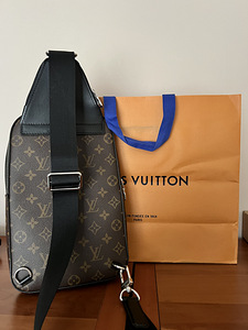 Louis vuitton avenue (2 фото из 2)