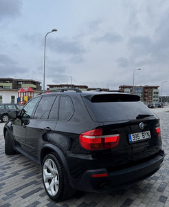 BMW x5 35sd 210kw (2 foto / 7)