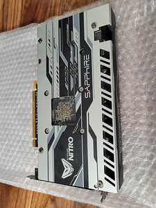 AMD Radeon Saphire NITRO+ RX 480 4G D5 OC (2 foto / 5)
