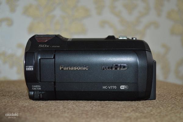 Full HD видеокамера Panasonic HC-V770 (фото #2)
