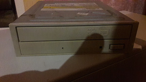 DVD привод