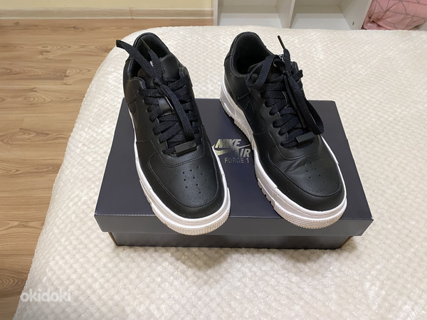 Оригинальные черные кожаные кроссовки Nike air Force Piхel (фото #1)