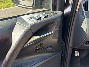 Mercedes-Benz Viano Avantgarde Edition 3.0 165kW (8 foto / 13)
