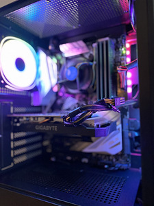 Lauaarvuti RTX 2060 + i7 8700 (3 foto / 4)