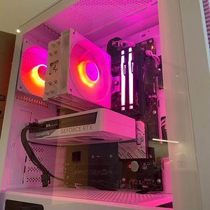 Mänguriarvuti RTX 5060 + Ryzen 5 8400F + DDR5 + WIFI (5 foto / 6)