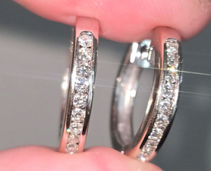 Серьги 750° с бриллиантами 0.45CT (2 фото из 5)