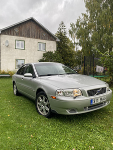 Volvo S80 2.5T AWD (1 foto / 9)