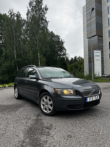 Volvo v50 2.4 (1 foto / 9)