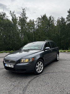 Volvo v50 2.4 (2 foto / 9)