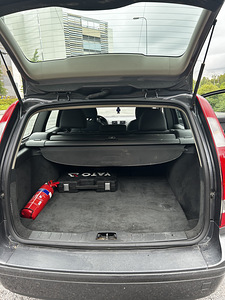 Volvo v50 2.4 (8 foto / 9)