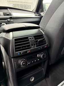 BMW X6 210Kw (9 фото из 10)