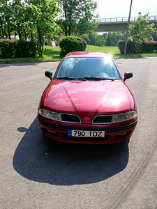 Mitsubishi carisma 2001 1.9 (1 foto / 7)