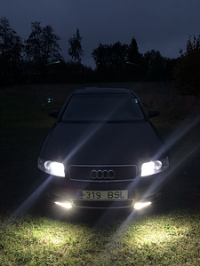 Audi a4 b6 1.9tdi 74kw (2 foto / 9)
