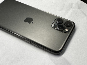 IPhohe 11 pro 256gb hall (8 foto / 10)