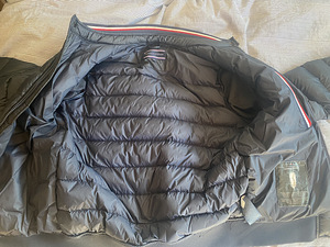 Tommy Hilfiger sulejope M (1 foto / 3)
