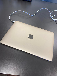 MacBook (Retina, 12-inch, Early 2015) Gold 256GB (3 foto / 3)