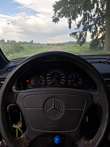 Mercedes-Benz C250TD (8 foto / 8)