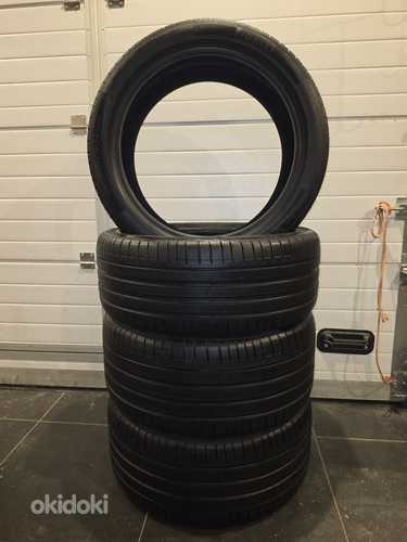 Pirelli P Zero Run Flat 275/40 R21, 315/35 R21