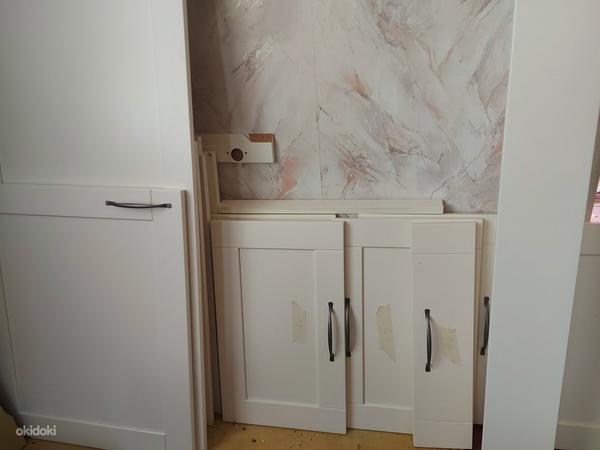 Köögikappide uksed koos nuppudega (foto #2)