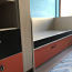 Narivoodi+voodi+kirjutuslaud+kapp+riiulid+madratsid+pesukast (foto #2)