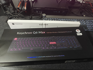 Keychron Q6 Max (Knob, Side-Printed caps) + Palm Rest (1 foto / 3)