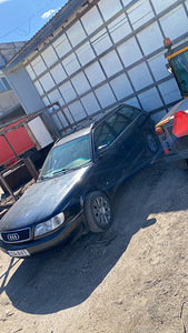 Audi a6 c4 (3 фото из 5)