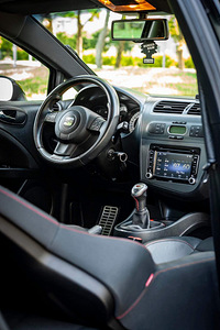 SEAT LEON CUPRA (5 фото из 6)