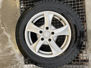 Диски и шины vW Transporter R16 (1 фото из 8)