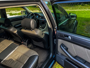 Audi A6 Allroad (11 фото из 15)