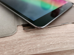 Apple iPad Air 3 (2019) - 64GB (3 foto / 8)