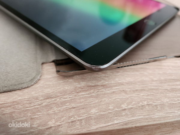 Apple iPad Air 3 (2019) - 64GB (фото #3)