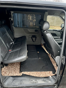VOLKSWAGEN TRANSPORTER KOMBI (5 foto / 9)