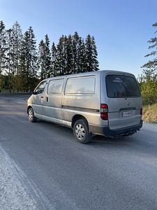 Toyota hiace (5 foto / 6)