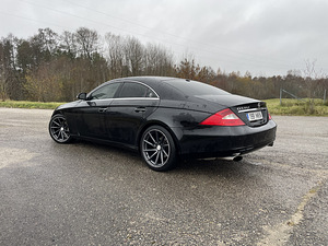 Mercedes benz cls 350 (4 foto / 7)
