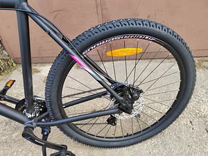 Serious Rockville 27.5 ", Disk brakes, НОВЫЙ ВЕЛОСИПЕД (5 фото из 6)