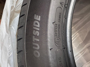 UUTE suverehvide KOMPLEKT Michelin Pilot Sport 4 SUV (4 foto / 4)