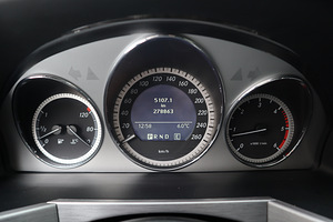 MERCEDES-BENZ GLK 220 CDI 4MATIC (11 foto / 15)