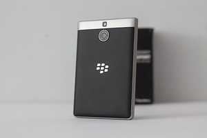 Uus Blackberry Passport, ainulaadne Silver Edition (2 foto / 10)