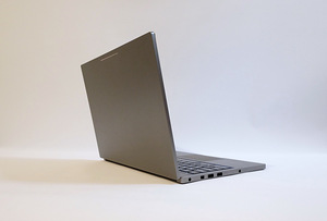 Ainulaadne Google Pixel Chromebook i5, ideaalses seisukorras (6 foto / 9)