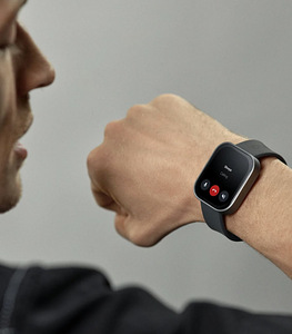 UUS Nothing (Phone) Watch Pro (8 foto / 8)