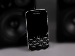 Uus ainulaadne Blackberry Classic (1 foto / 7)
