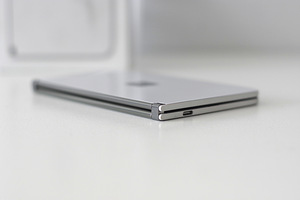 UUS Ainulaadne Microsoft Surface Duo telefon (5 foto / 10)