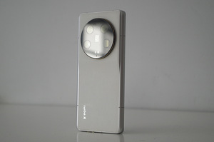 Uueväärne Xiaomi 13 Ultra – tipptasemel kaameraga lipulaev (1 foto / 7)