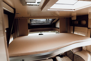 Matkaauto McLouis 860 Luxury rent - Tartu (7 foto / 10)